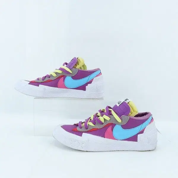 NIKE KAWS SACAI BLAZER LOW.상태좋은 중고제품 팝니다